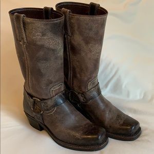 Frye harness boot distressed brown 12R